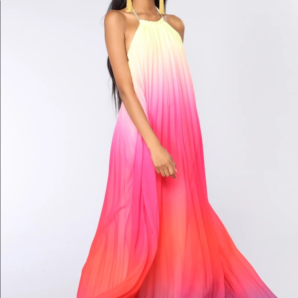 NWT FashionNova Ombré Sunset Maxi Pleated Size S - Picture 3 of 3